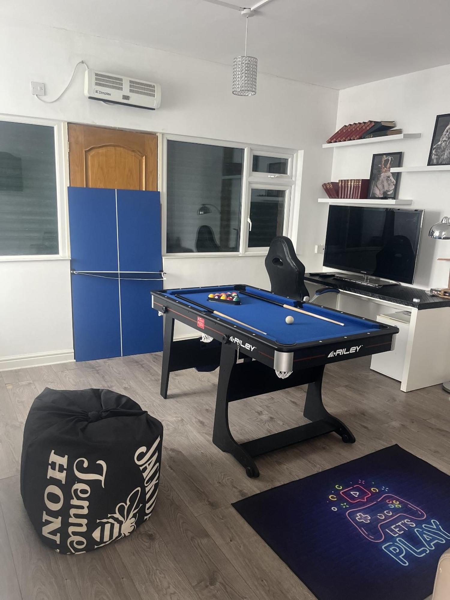 City Reach Retreat Spacious 4Bed House Startford Maryland Great Transport Links Londra Camera foto